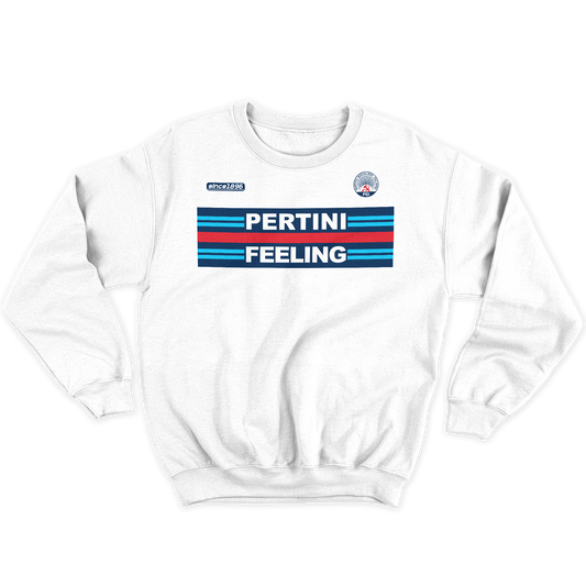 [kintu:1rCSh59oG1FJKiZ9EWdKo8Ii75-LHTNUR:cb177cd5442a2a08baf41dd9111cae5b] Felpa girocollo bianca PERTINI FEELING con grafica racing frontale